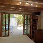 Petite Maison Proche De La Mer